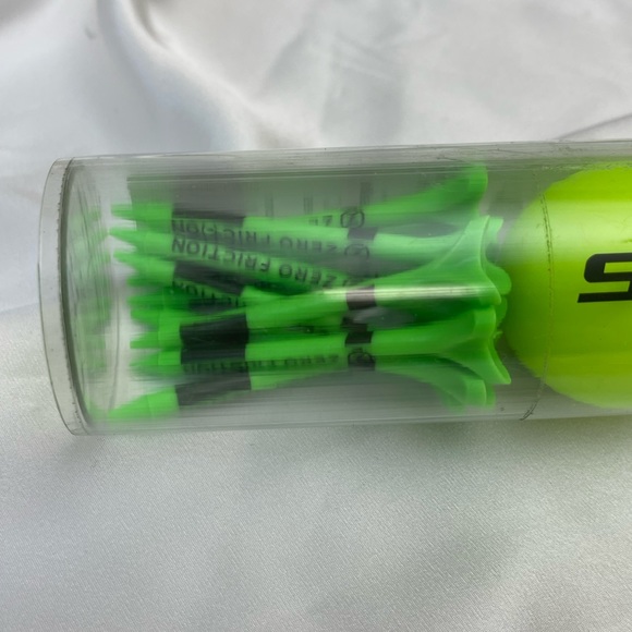 SUPERTUBES UNIVERSAL FIT GOLF GLOVES LEFT HAND & 3 BALLS & 10 PRONG TEES NEW - Picture 3 of 8